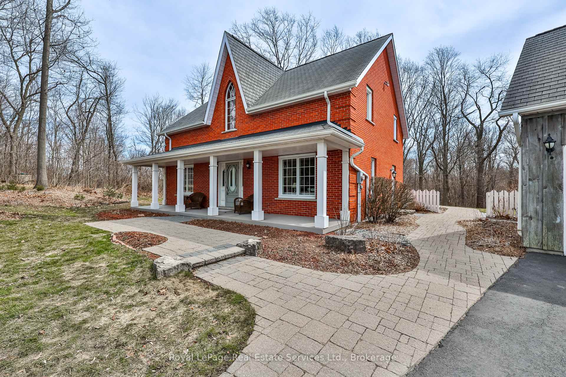 Photo 2 of 186 Inksetter Road, Hamilton, Rural Flamborough — HOMEH