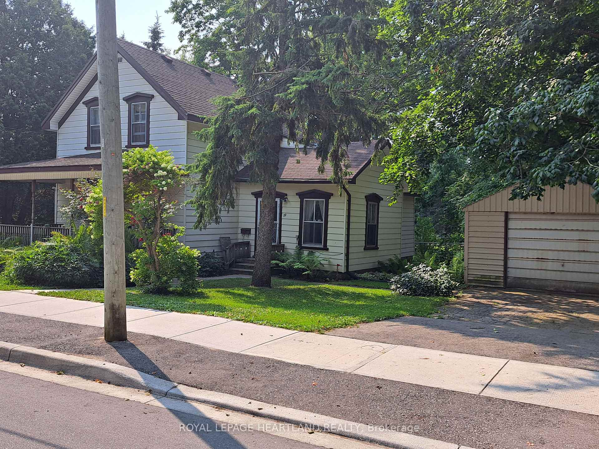 Photo 18 of 22 Whitehead Street, Central Huron, Clinton — HOMEH