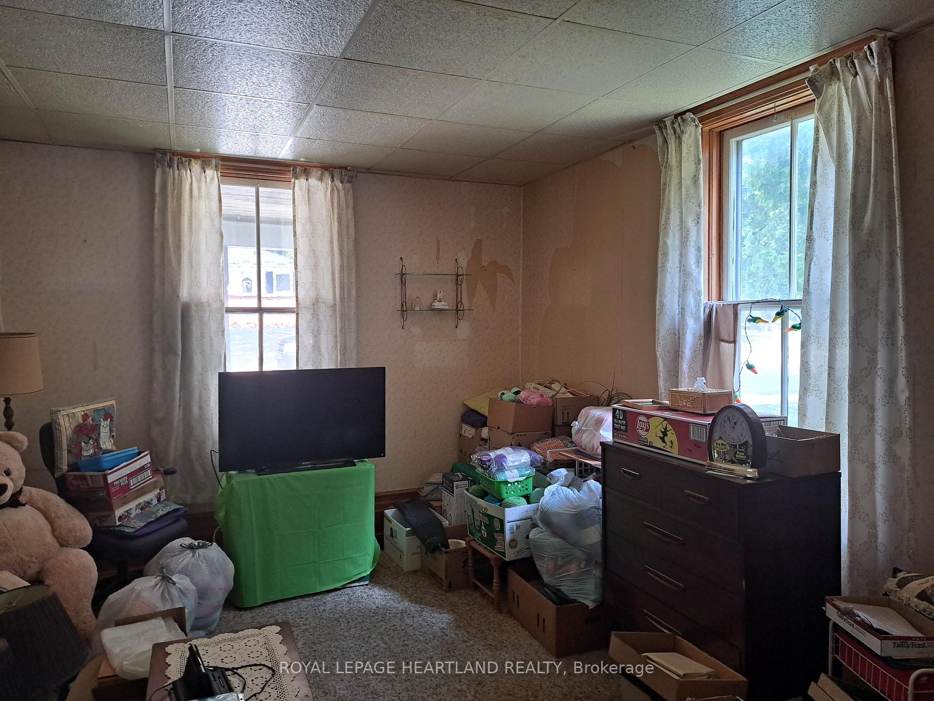 Photo 3 of 22 Whitehead Street, Central Huron, Clinton — HOMEH