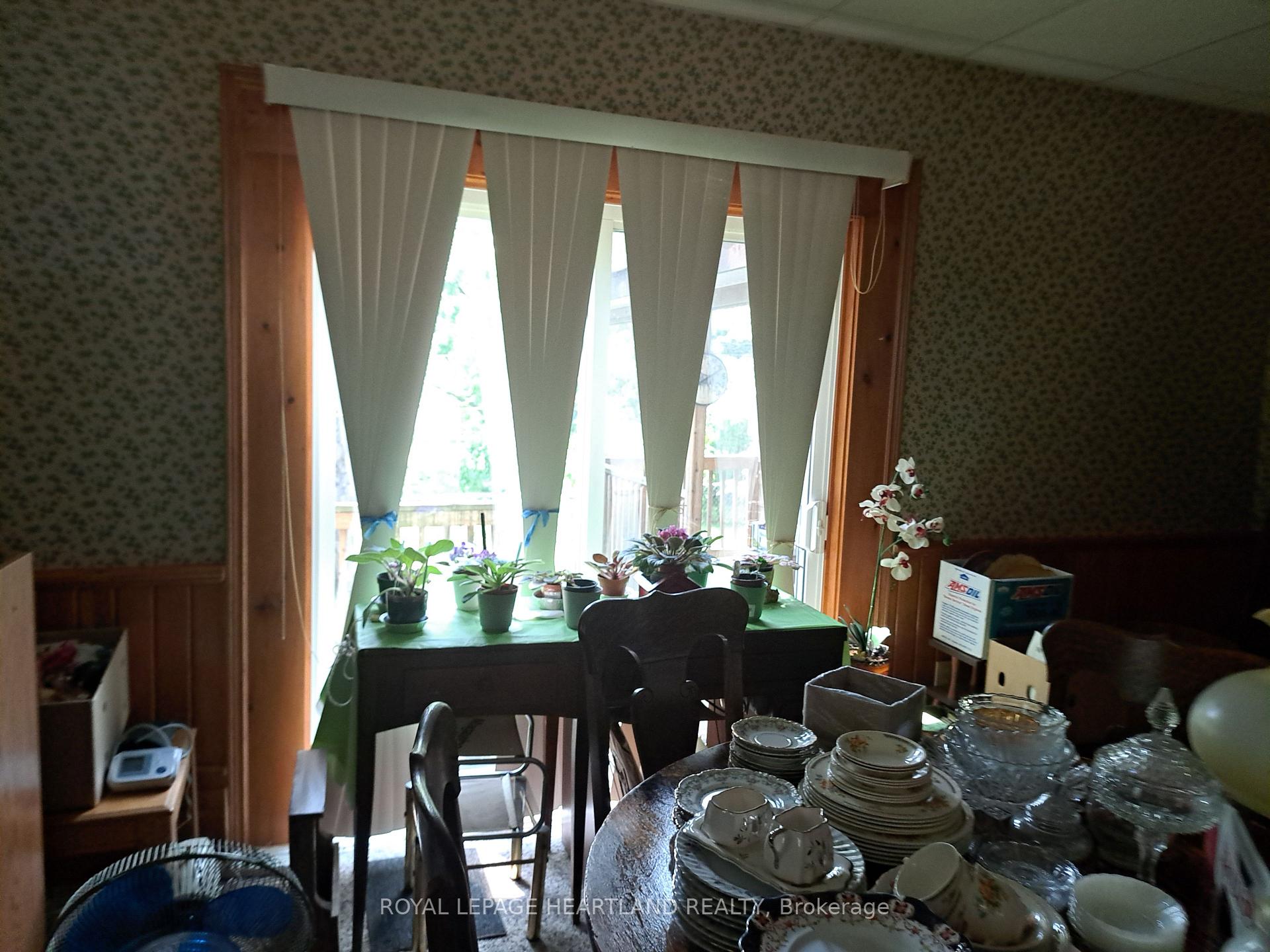 Photo 9 of 22 Whitehead Street, Central Huron, Clinton — HOMEH
