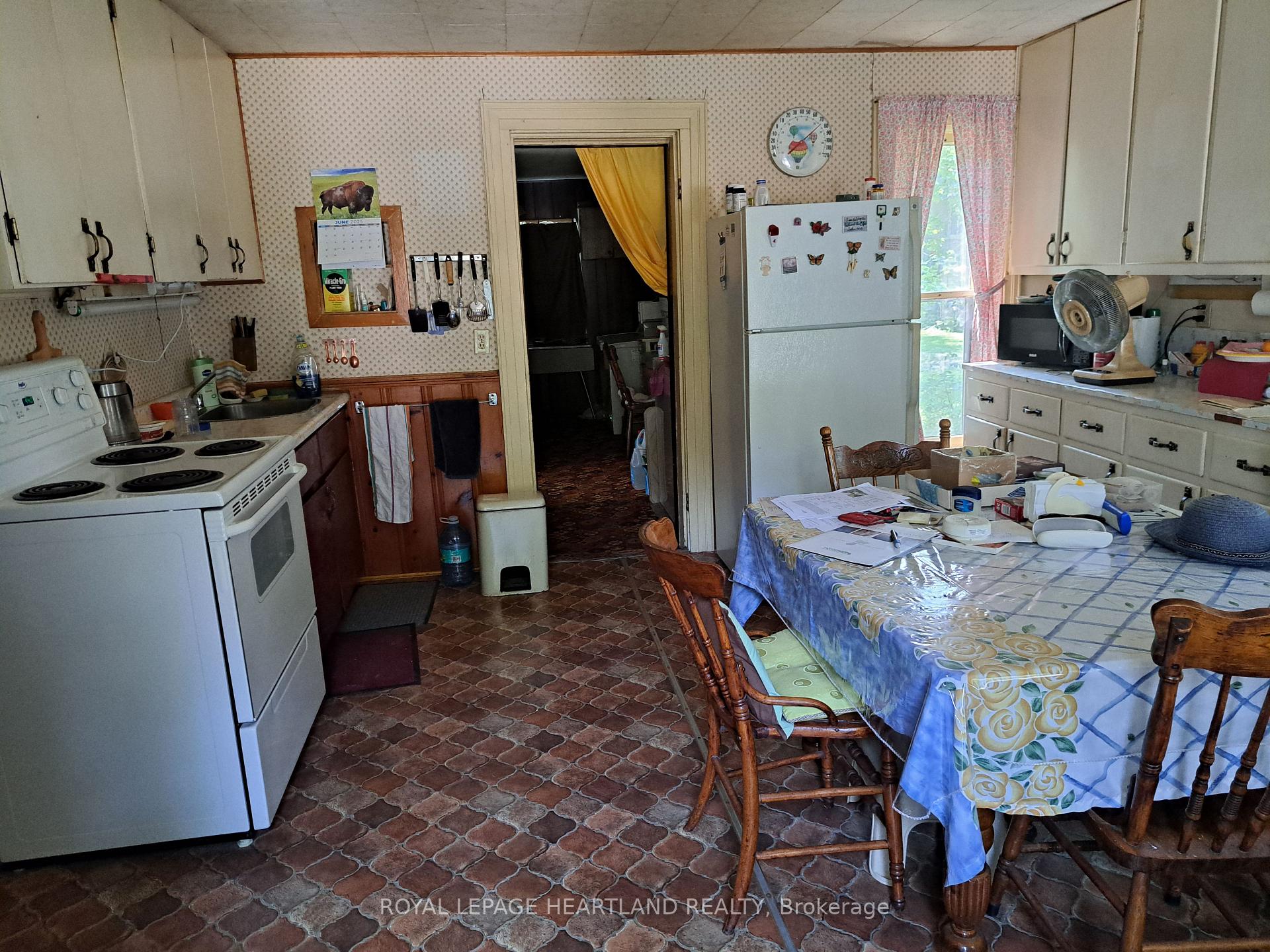 Photo 13 of 22 Whitehead Street, Central Huron, Clinton — HOMEH