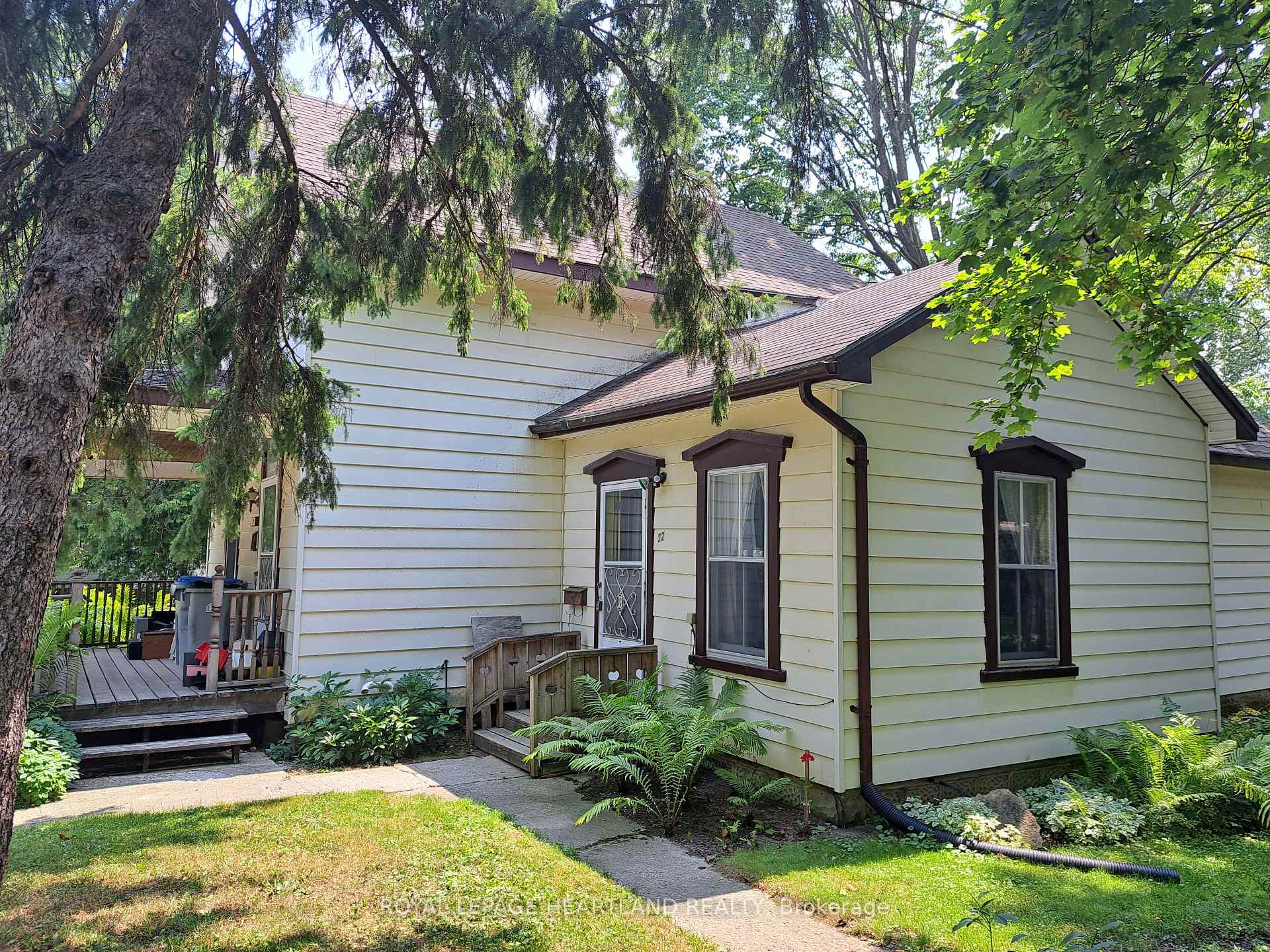 Photo 19 of 22 Whitehead Street, Central Huron, Clinton — HOMEH
