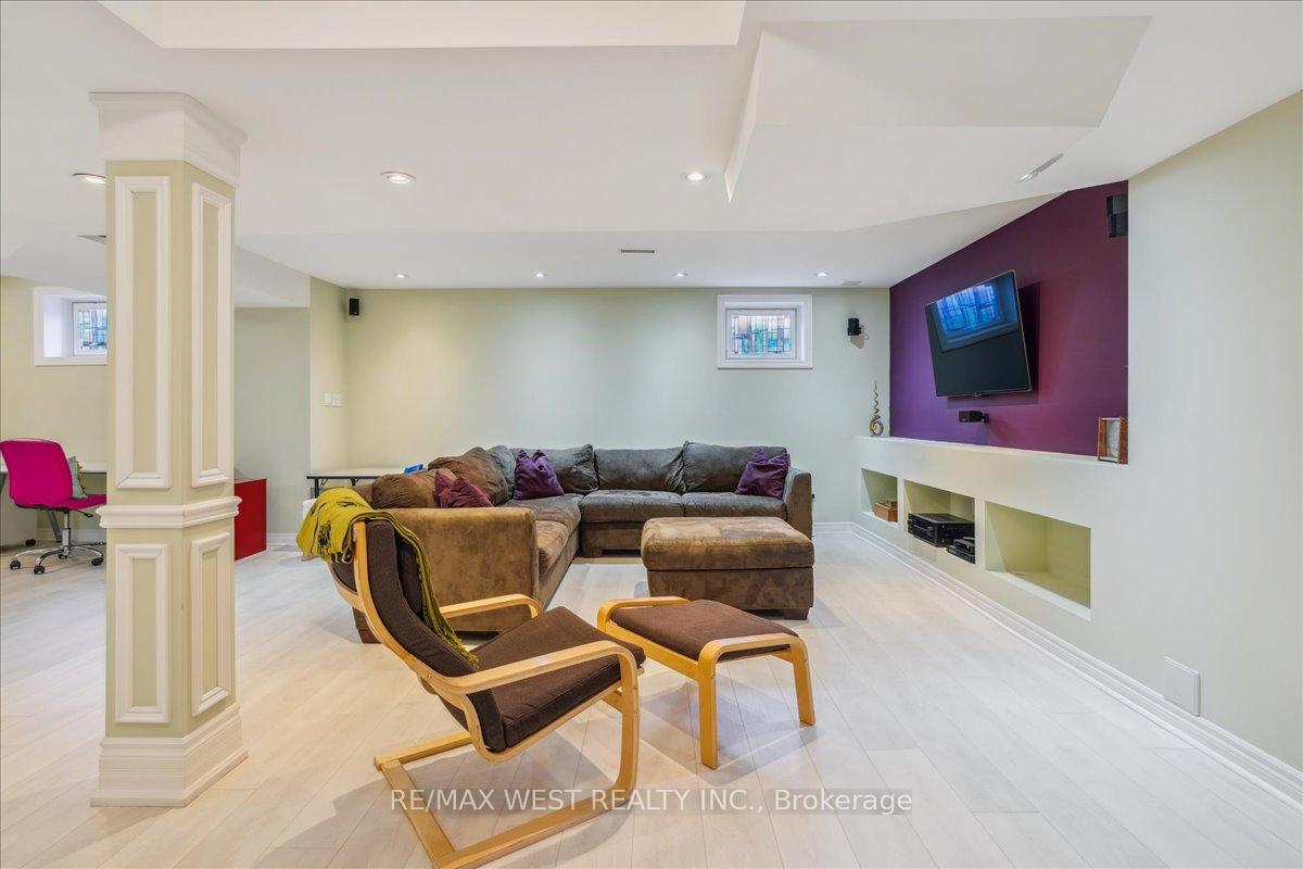 Photo 13 of 55 Scotchmere Crescent, Brampton, Bram East — HOMEH