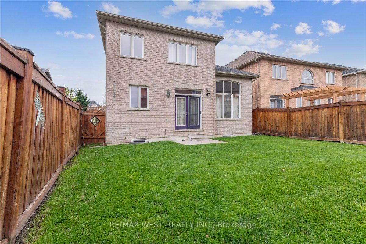 Photo 16 of 55 Scotchmere Crescent, Brampton, Bram East — HOMEH
