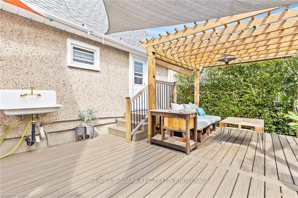 Photo 31 of 74 Marmora Street, St. Catharines, E. Chester — HOMEH