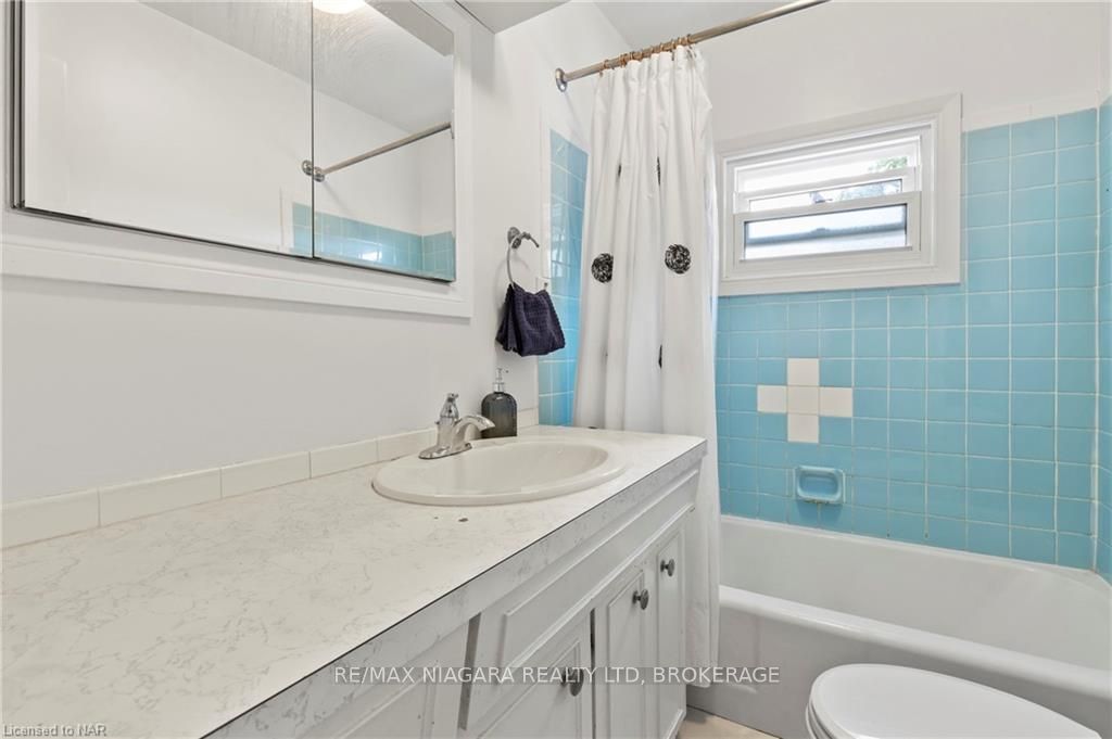 Photo 12 of 74 Marmora Street, St. Catharines, E. Chester — HOMEH