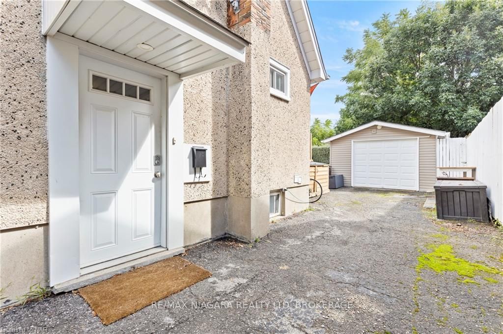 Photo 19 of 74 Marmora Street, St. Catharines, E. Chester — HOMEH