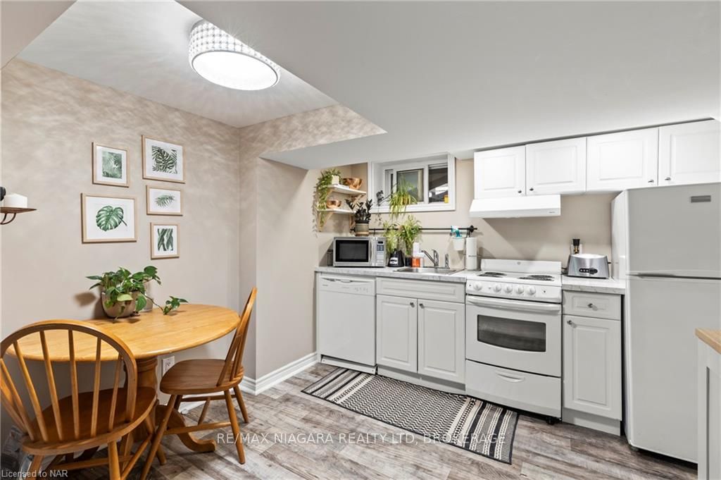 Photo 28 of 74 Marmora Street, St. Catharines, E. Chester — HOMEH