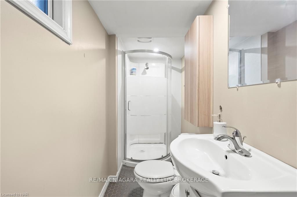 Photo 30 of 74 Marmora Street, St. Catharines, E. Chester — HOMEH