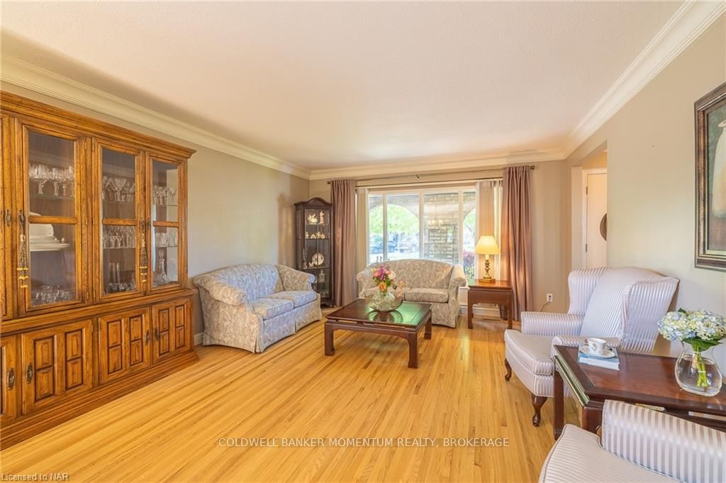 Photo 7 of 90 Jefferson Drive, St. Catharines, Lakeport — HOMEH