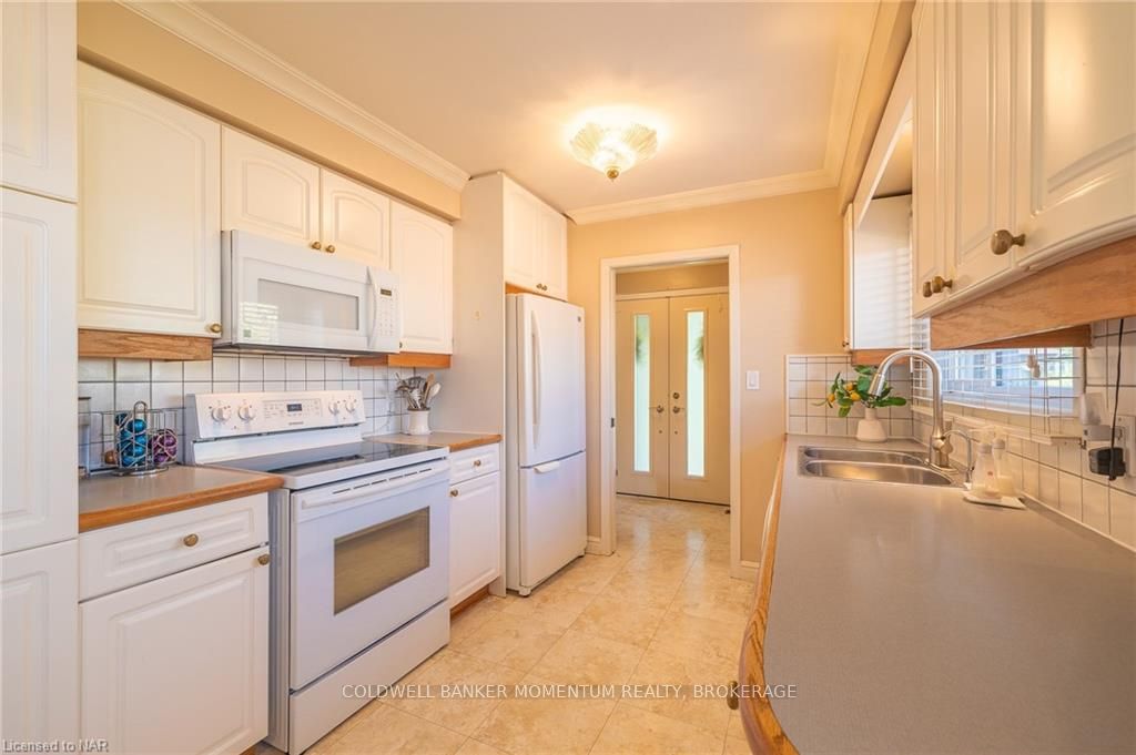Photo 13 of 90 Jefferson Drive, St. Catharines, Lakeport — HOMEH