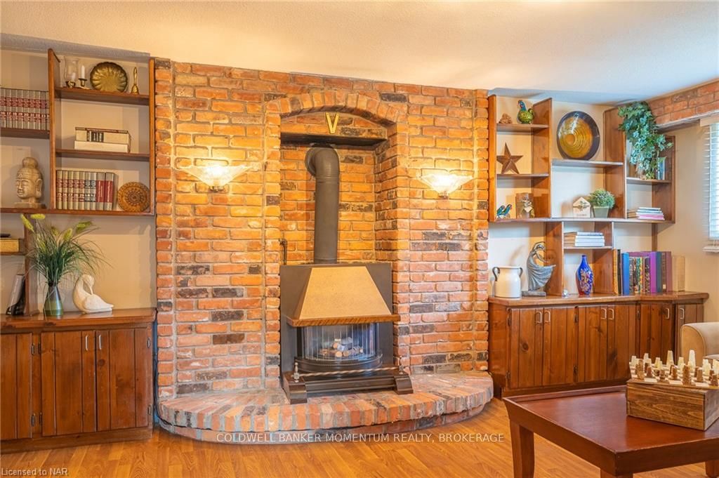 Photo 25 of 90 Jefferson Drive, St. Catharines, Lakeport — HOMEH