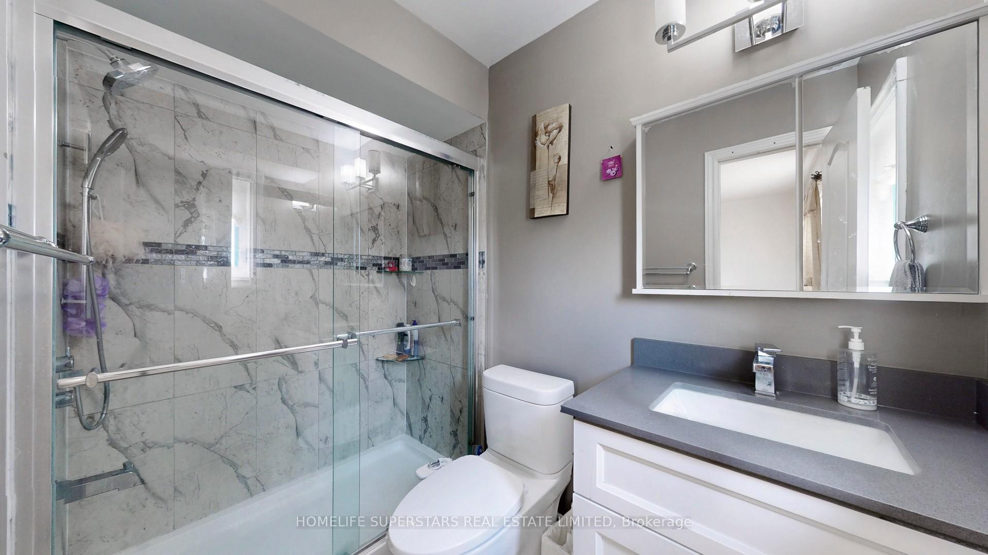 Photo 10 of 288 Pressed Brick Drive, Brampton, Brampton North — HOMEH