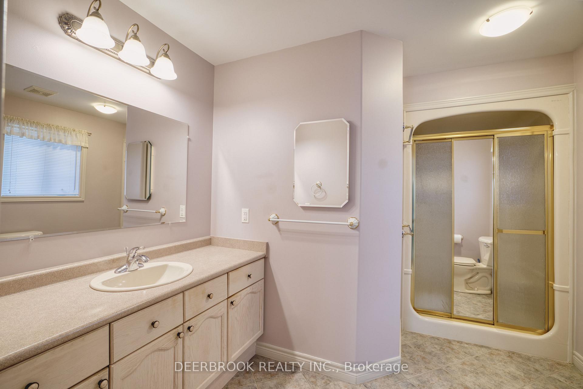 Photo 22 of 10 Queen's Hill Crescent, Leamington — HOMEH