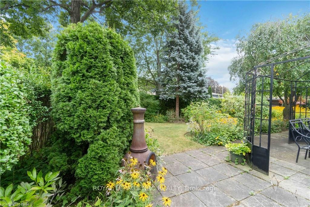 Photo 33 of 6 Viscount Place, St. Catharines, Lakeshore — HOMEH