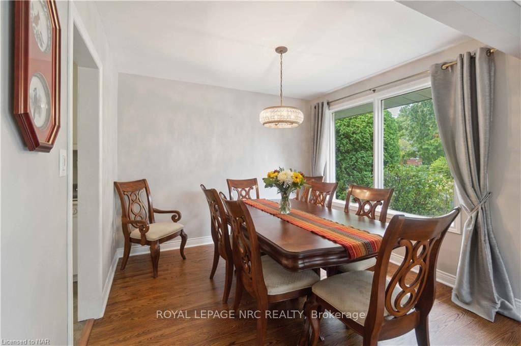 Photo 9 of 6 Viscount Place, St. Catharines, Lakeshore — HOMEH