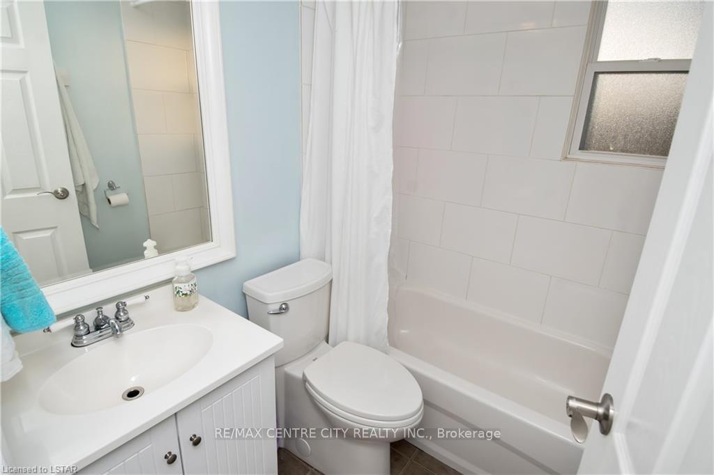 Photo 13 of 17 Hepburn Avenue, St. Thomas — HOMEH