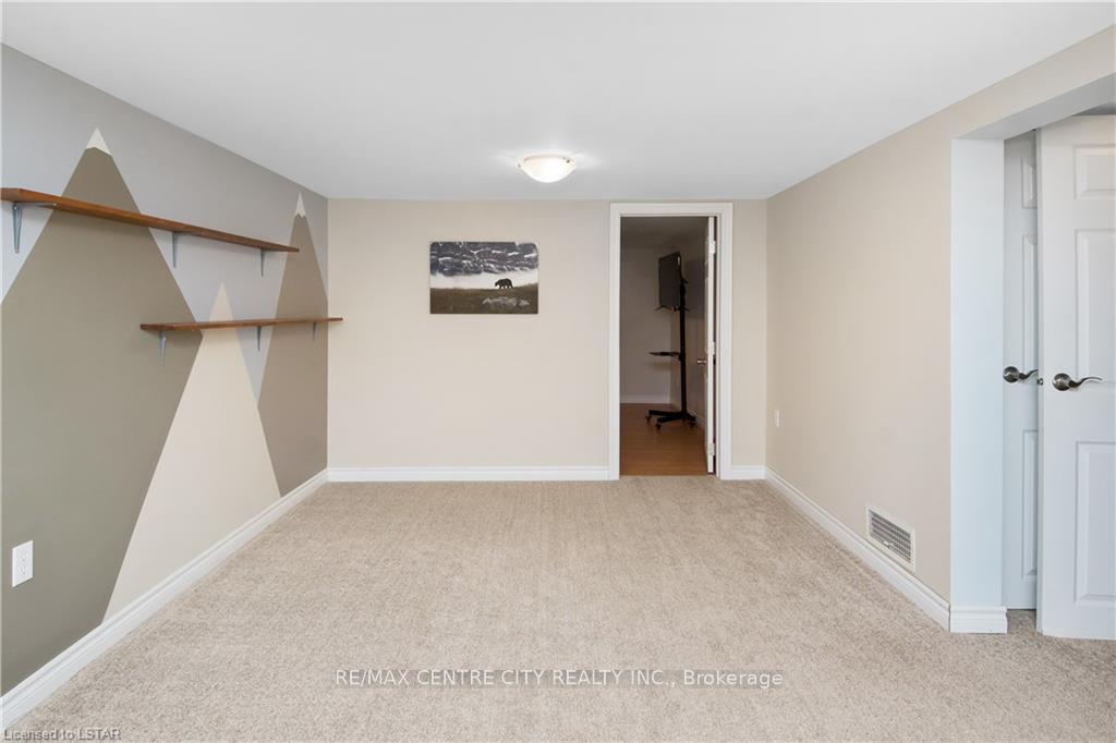 Photo 20 of 17 Hepburn Avenue, St. Thomas — HOMEH
