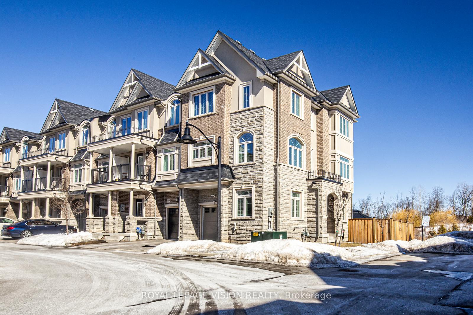 Photo 1 of 54 Borers Creek Circle, Hamilton, Waterdown — HOMEH
