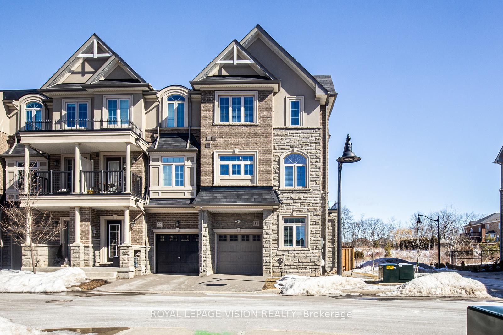 Photo 2 of 54 Borers Creek Circle, Hamilton, Waterdown — HOMEH