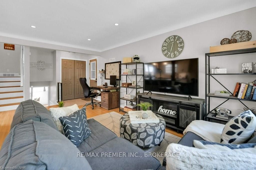 Photo 9 of 172 Parnell Road, St. Catharines, Vine/Linwell — HOMEH