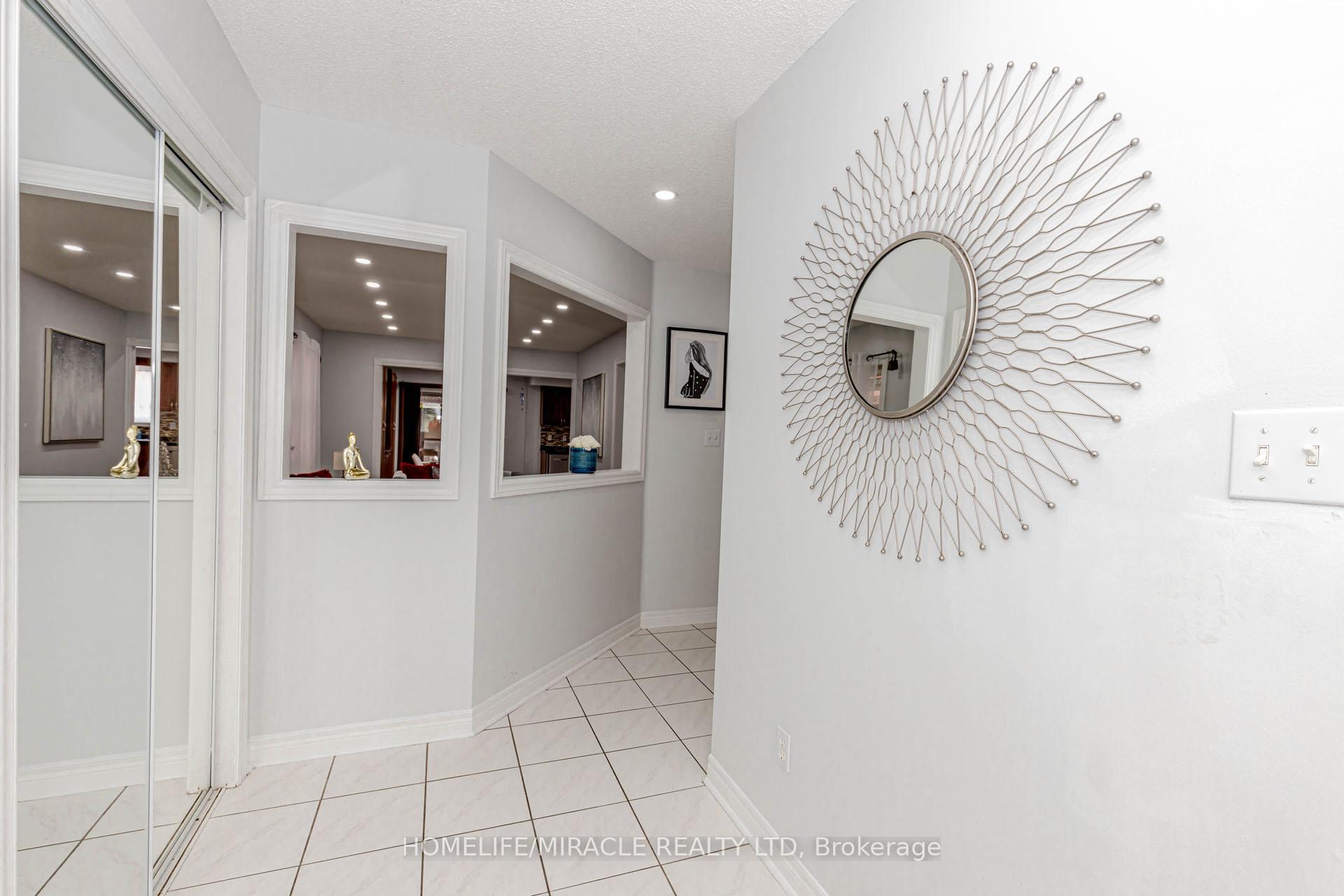 Photo 23 of 41 Sunny Glen Crescent, Brampton, Northwest Sandalwood Parkway — HOMEH