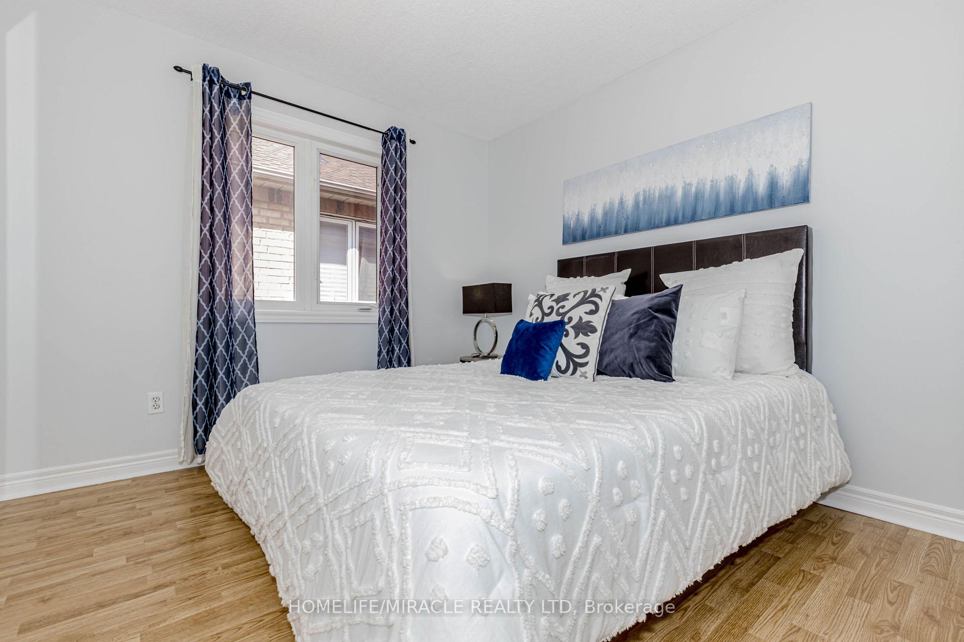 Photo 21 of 41 Sunny Glen Crescent, Brampton, Northwest Sandalwood Parkway — HOMEH