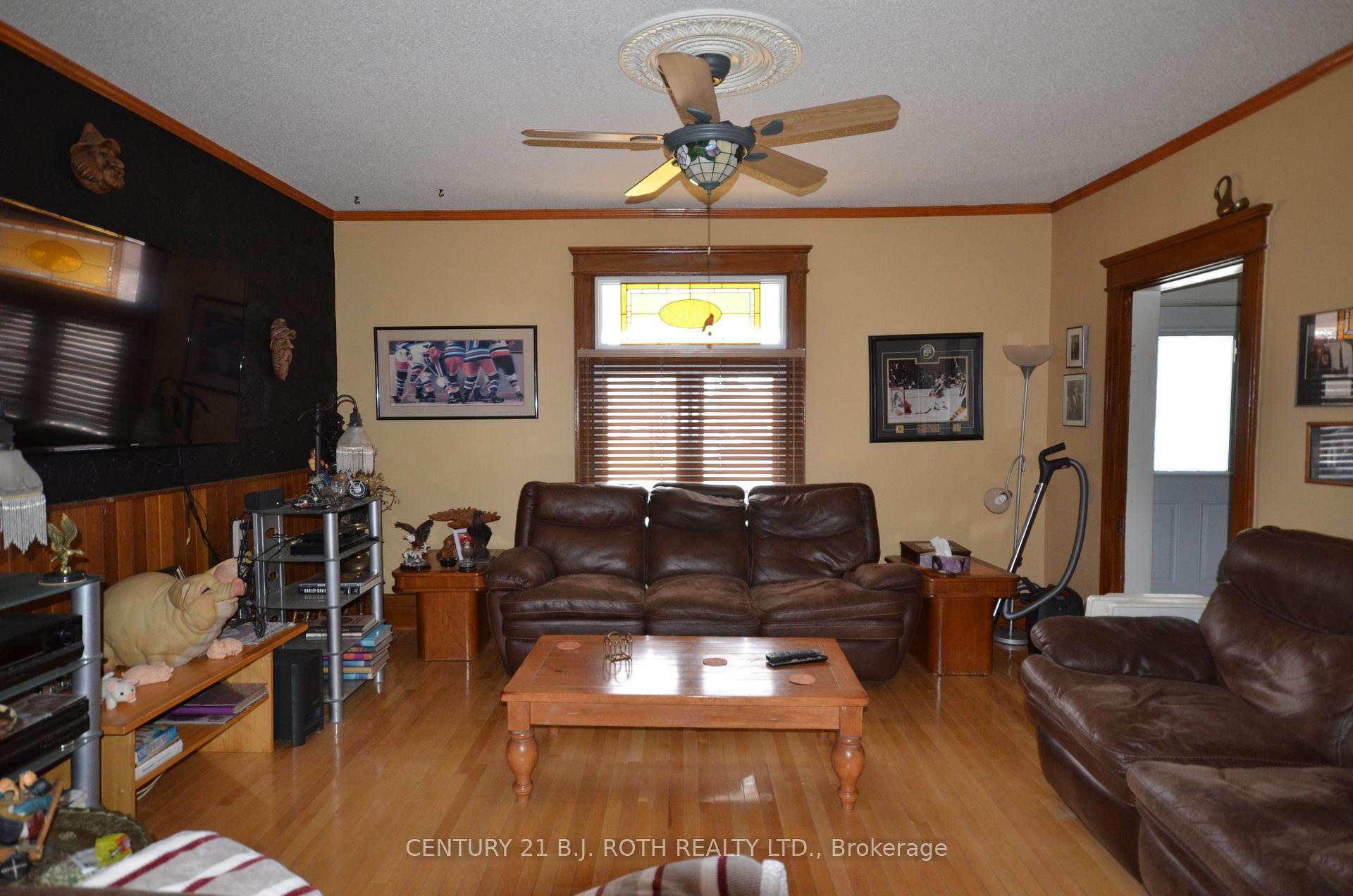 Photo 11 of 32 Mcdonald Street, Barrie, City Centre — HOMEH