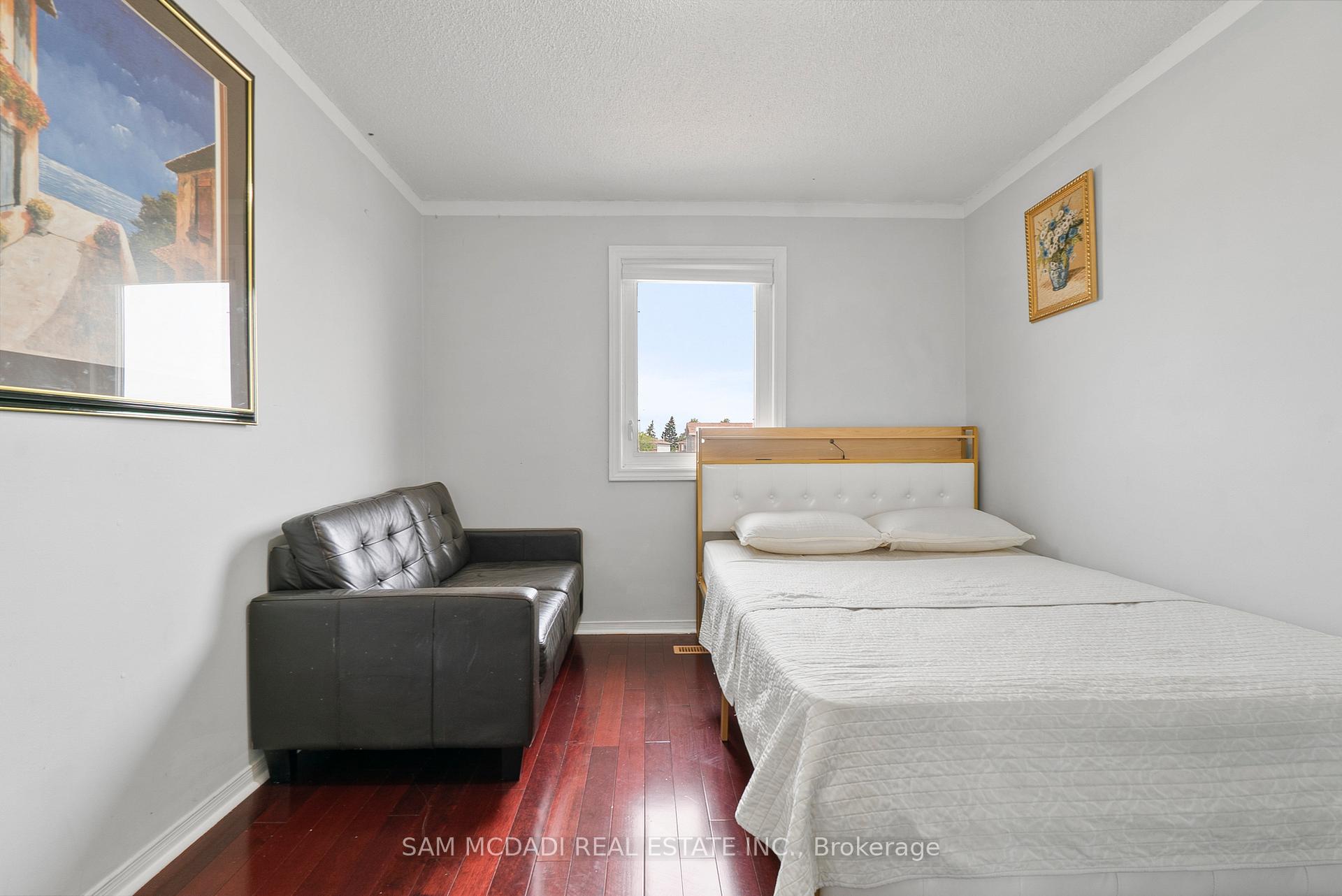 Photo 37 of 45 Cherrytree Drive, Brampton, Fletcher's Creek South — HOMEH