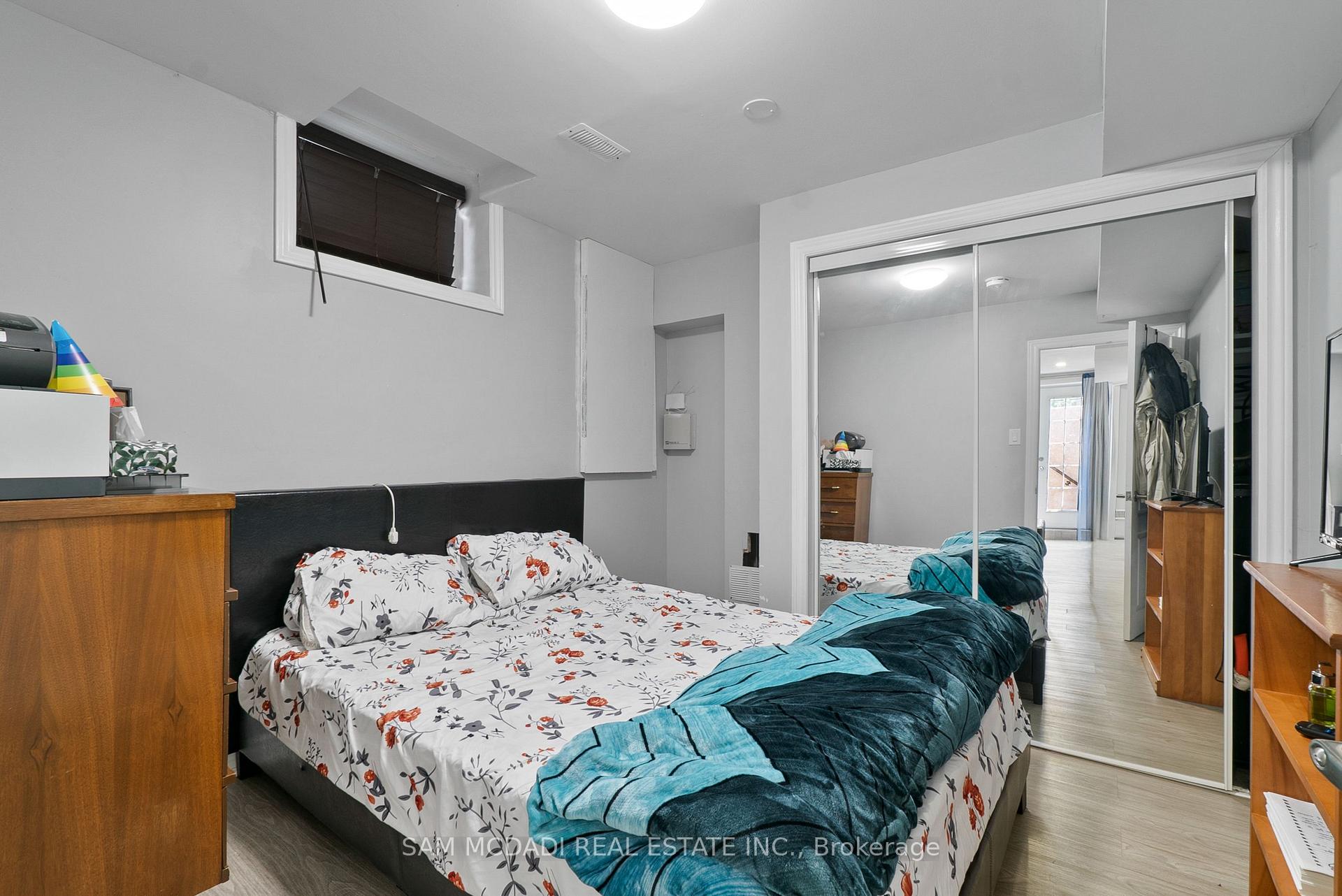 Photo 20 of 45 Cherrytree Drive, Brampton, Fletcher's Creek South — HOMEH
