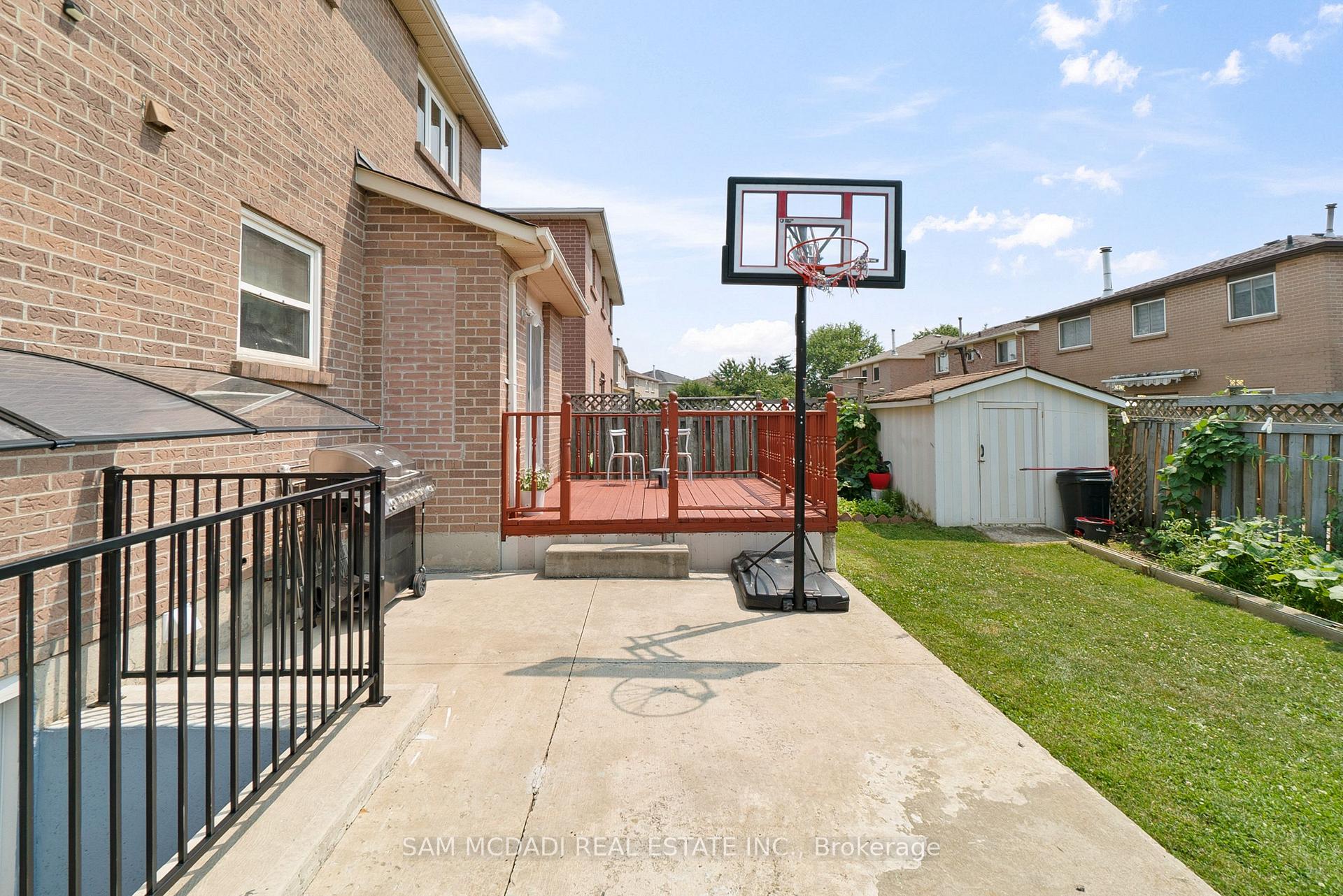 Photo 34 of 45 Cherrytree Drive, Brampton, Fletcher's Creek South — HOMEH