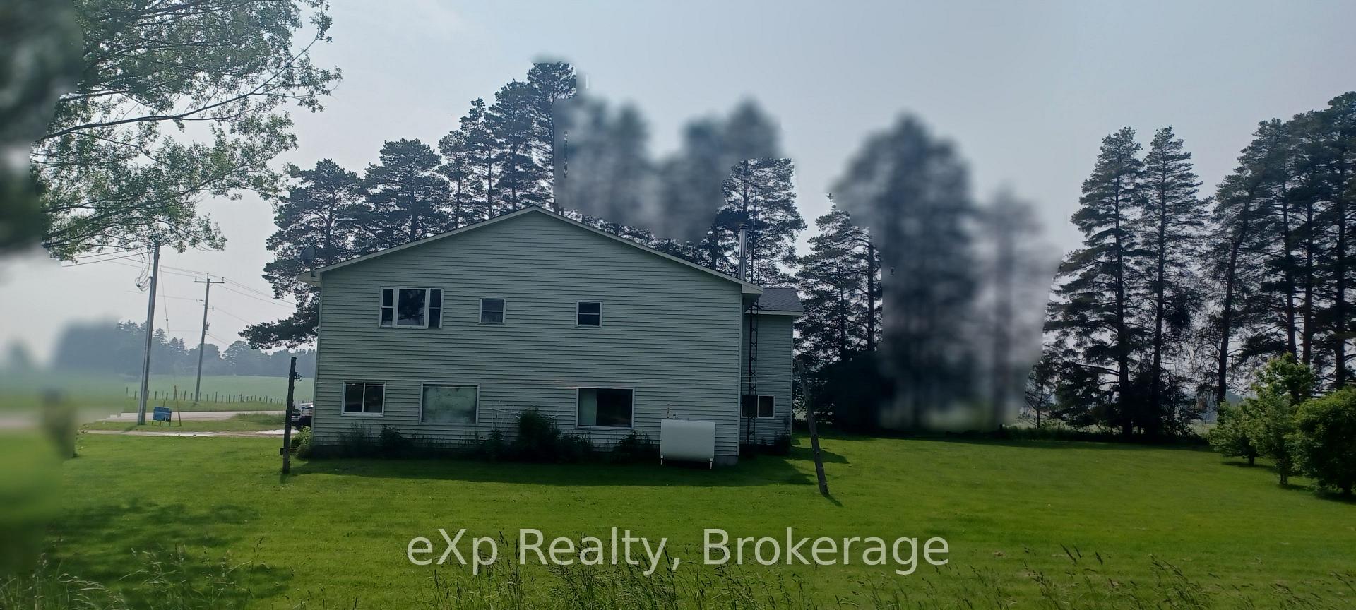 Front of 40794 Howick Turnberry Road N