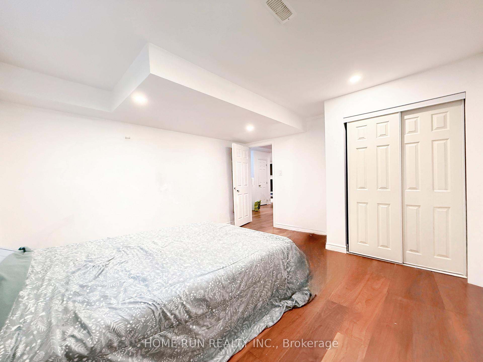Photo 10 of Unit Unit B, 90 Macfarlane Road, Ottawa, Pineglen/Country Place — HOMEH