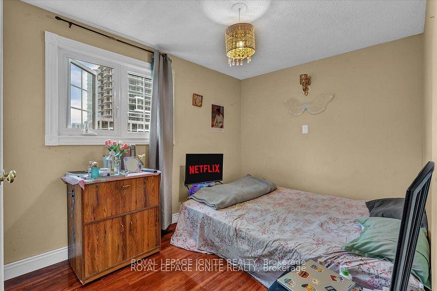Photo 24 of 98 Sheldrake Court, Brampton, Brampton South — HOMEH
