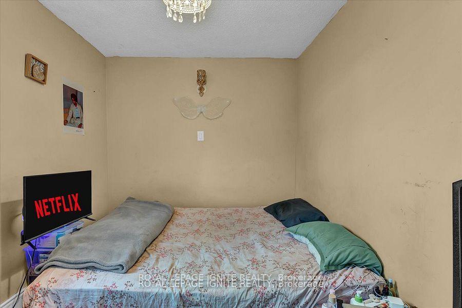 Photo 17 of 98 Sheldrake Court, Brampton, Brampton South — HOMEH