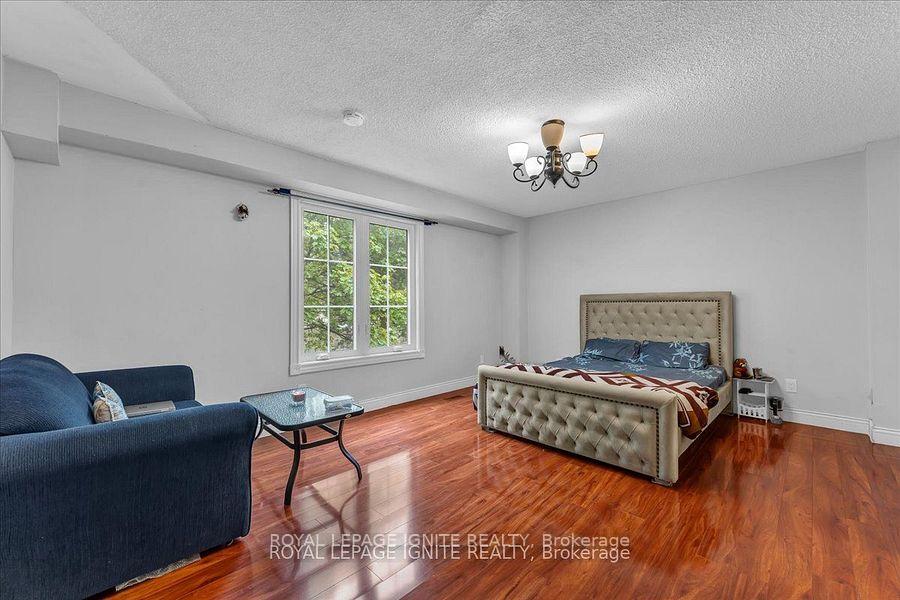 Photo 14 of 98 Sheldrake Court, Brampton, Brampton South — HOMEH