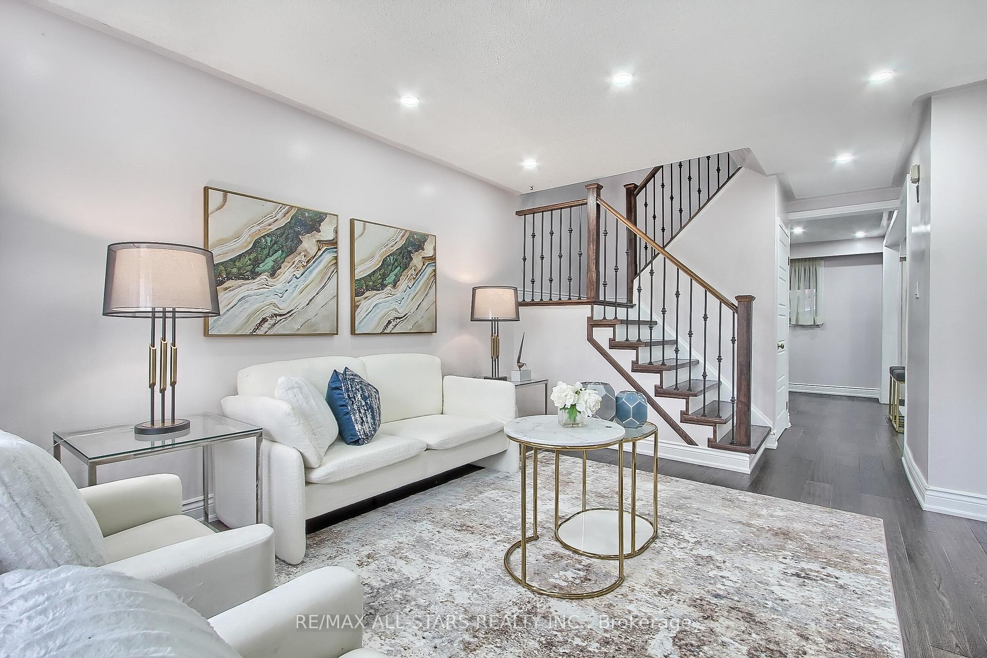 Photo 41 of 48 Archdekin Drive, Brampton, Madoc — HOMEH