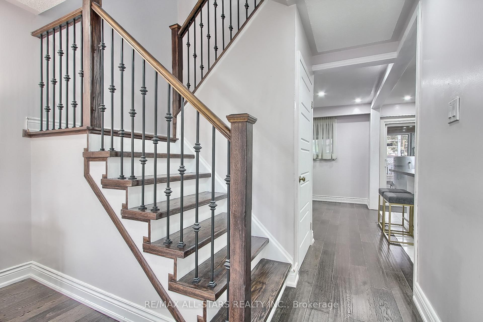 Photo 25 of 48 Archdekin Drive, Brampton, Madoc — HOMEH