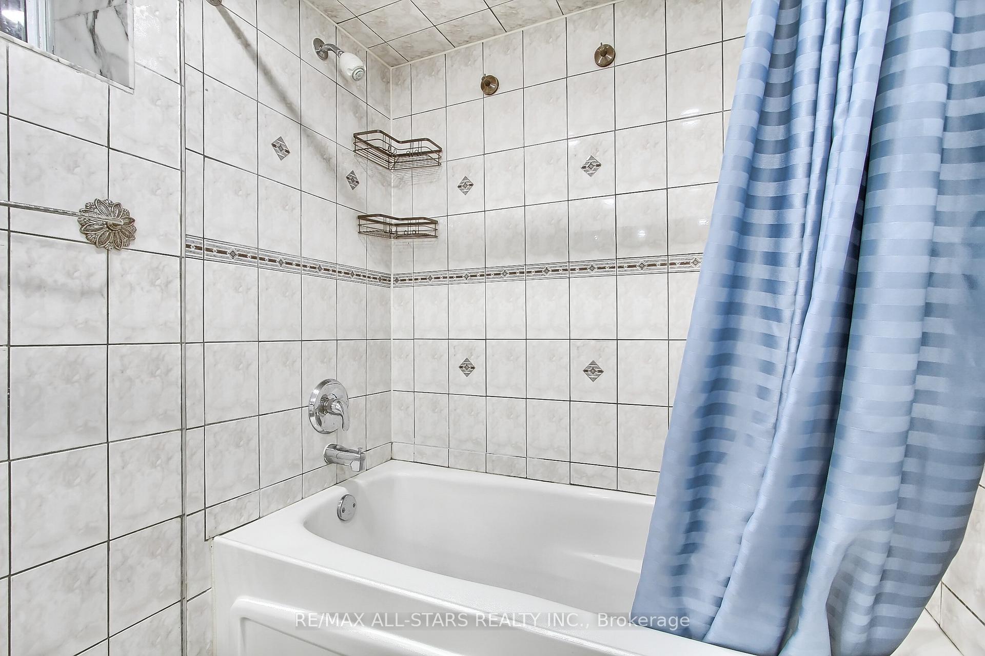Photo 20 of 48 Archdekin Drive, Brampton, Madoc — HOMEH