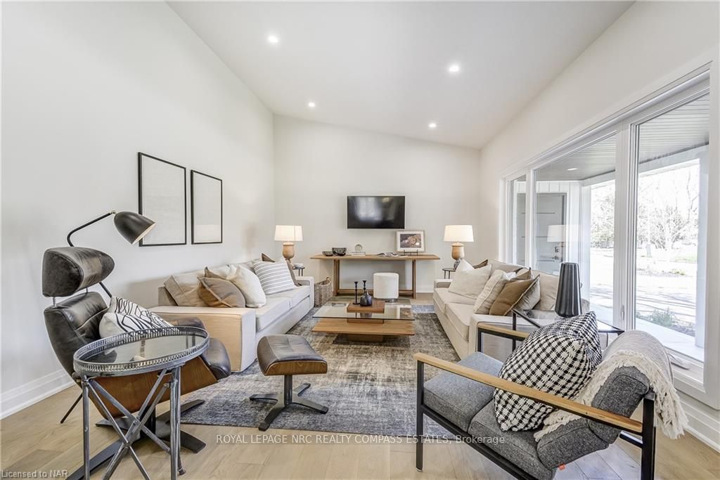 Photo 8 of 262 Riverview Boulevard, St. Catharines, Glendale/Glenridge — HOMEH