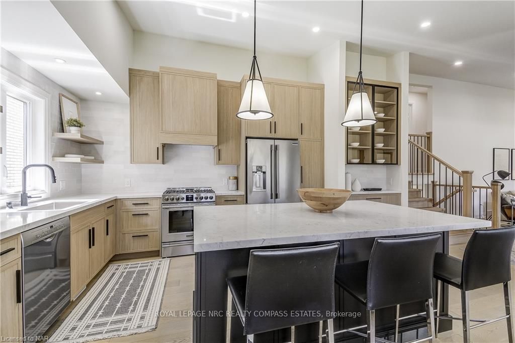 Photo 17 of 262 Riverview Boulevard, St. Catharines, Glendale/Glenridge — HOMEH
