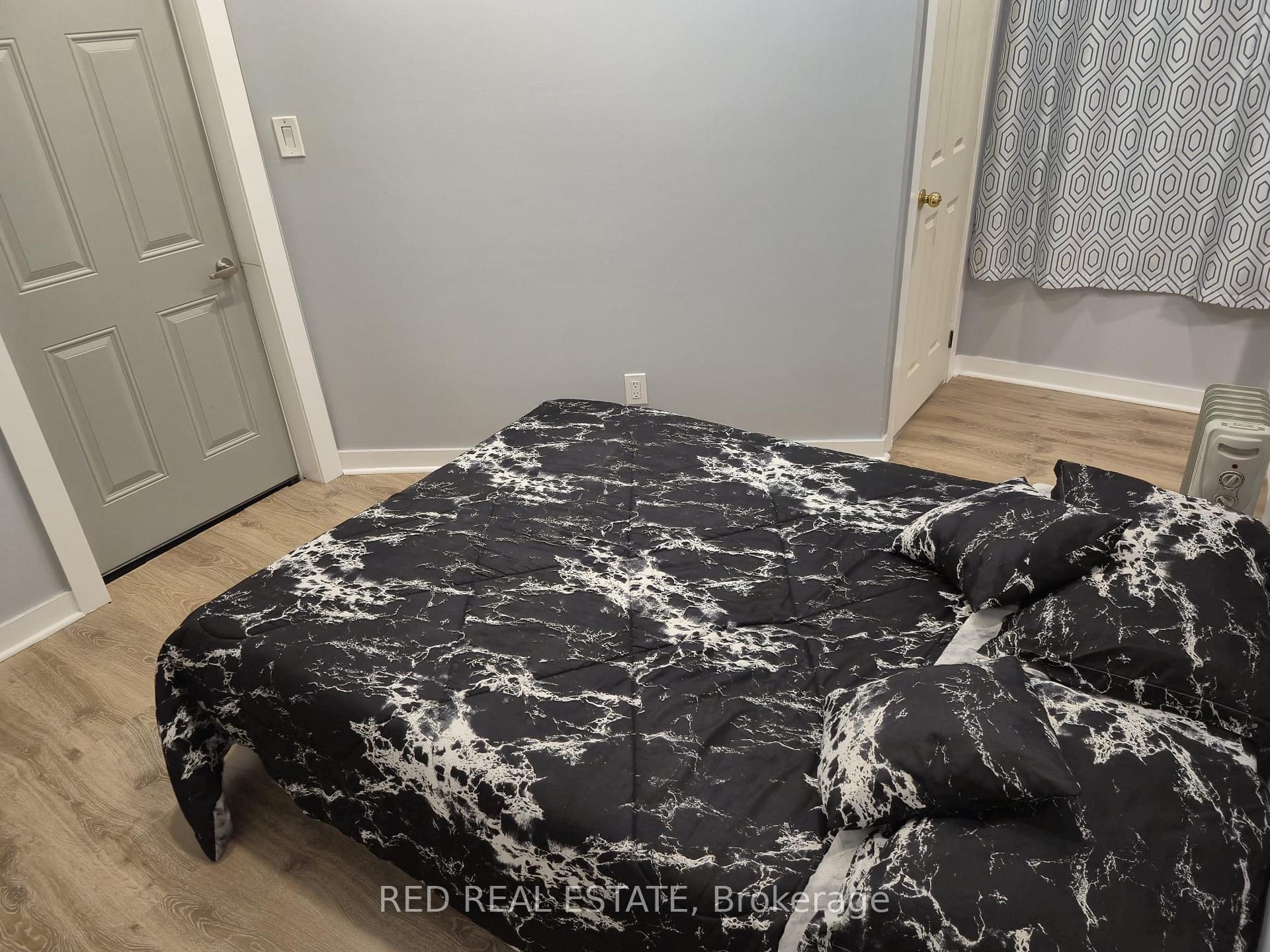 Photo 19 of Unit LL, 127 Muirfield Drive, Barrie, Ardagh — HOMEH