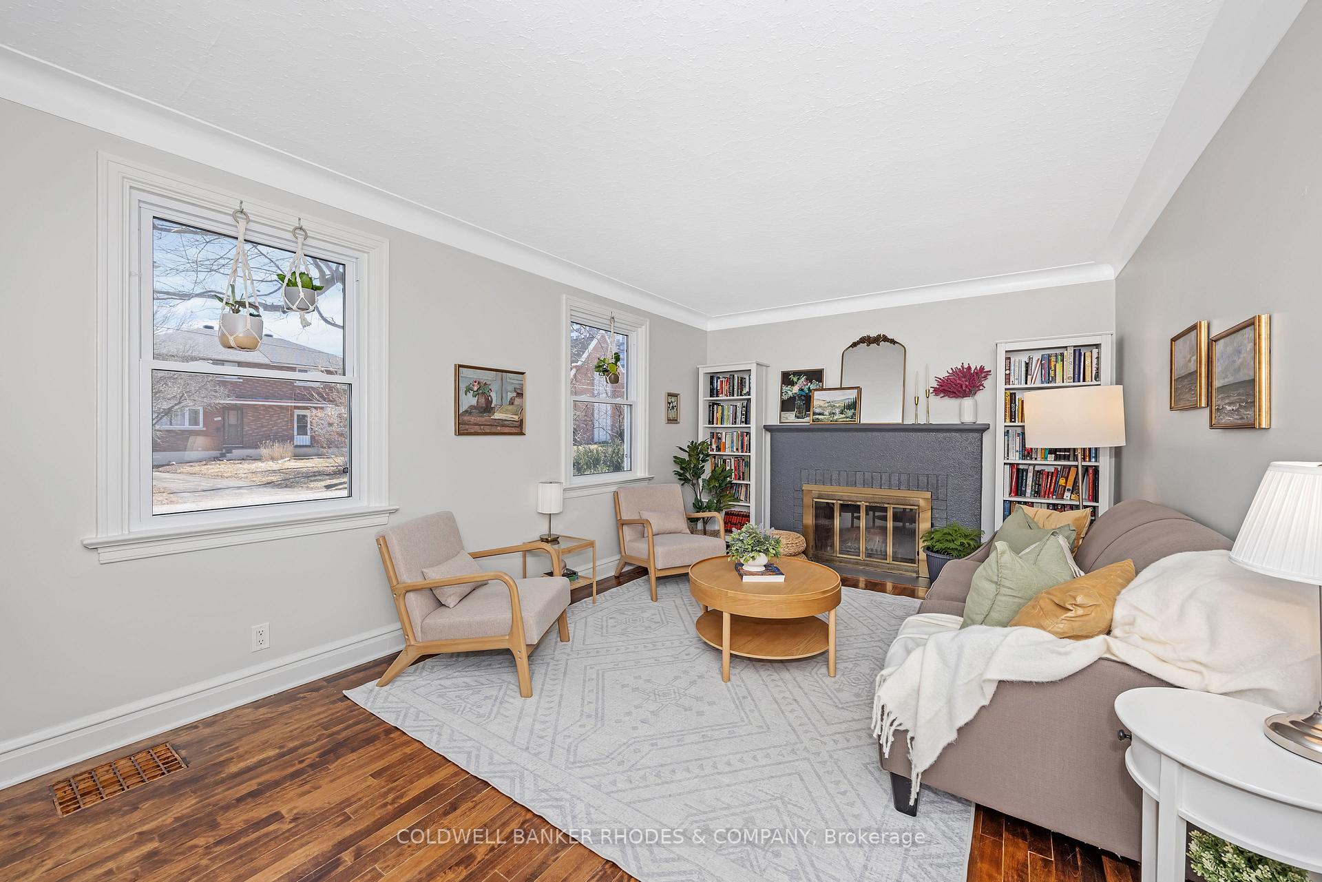 Photo 6 of 704 Roosevelt Avenue, Ottawa, Laurentianview — HOMEH