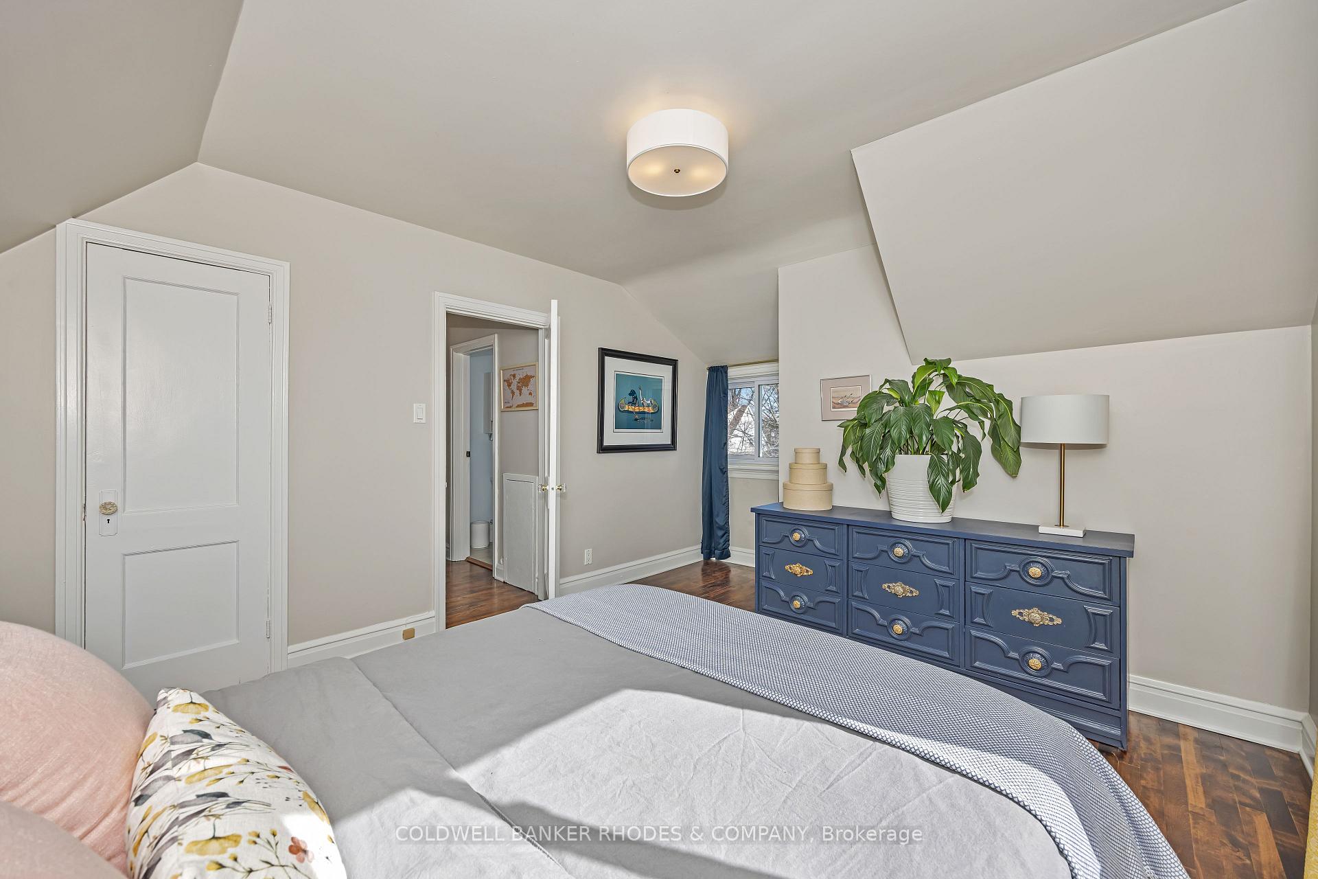 Photo 16 of 704 Roosevelt Avenue, Ottawa, Laurentianview — HOMEH