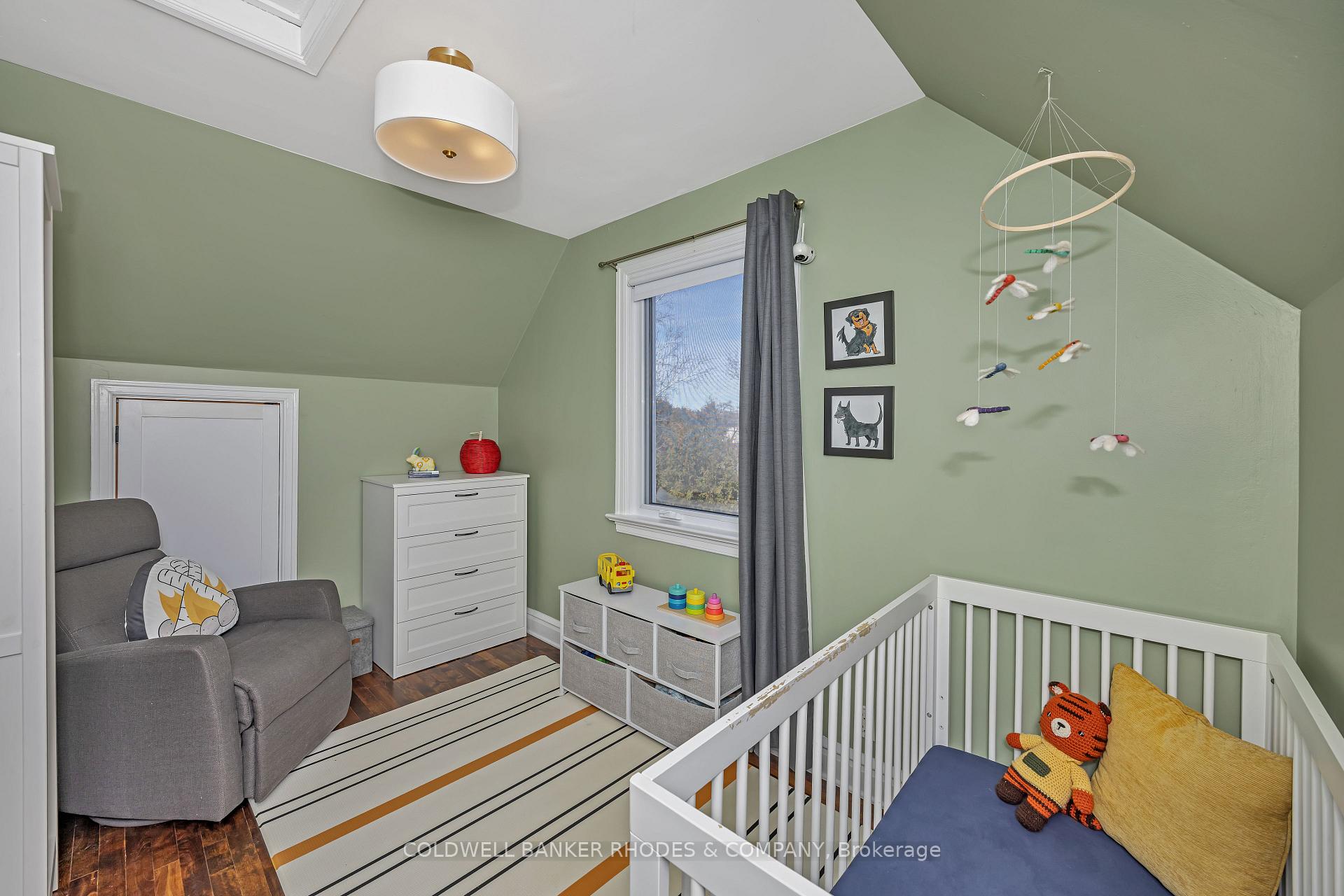 Photo 19 of 704 Roosevelt Avenue, Ottawa, Laurentianview — HOMEH