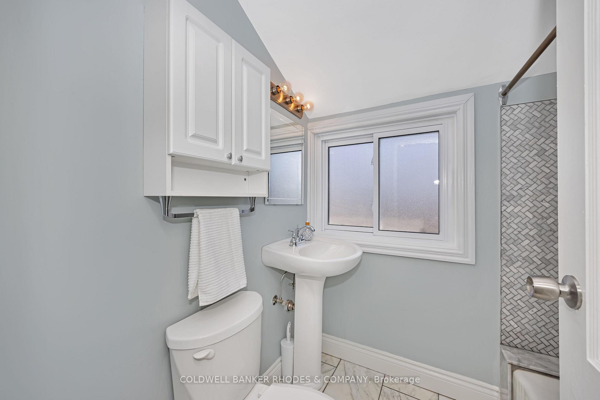 Photo 22 of 704 Roosevelt Avenue, Ottawa, Laurentianview — HOMEH