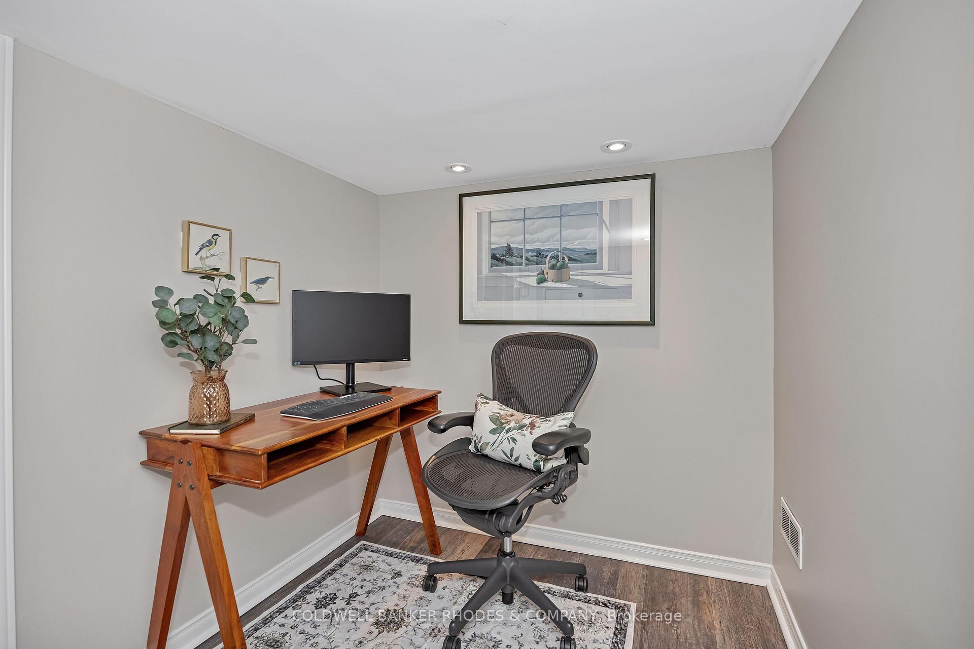 Photo 29 of 704 Roosevelt Avenue, Ottawa, Laurentianview — HOMEH