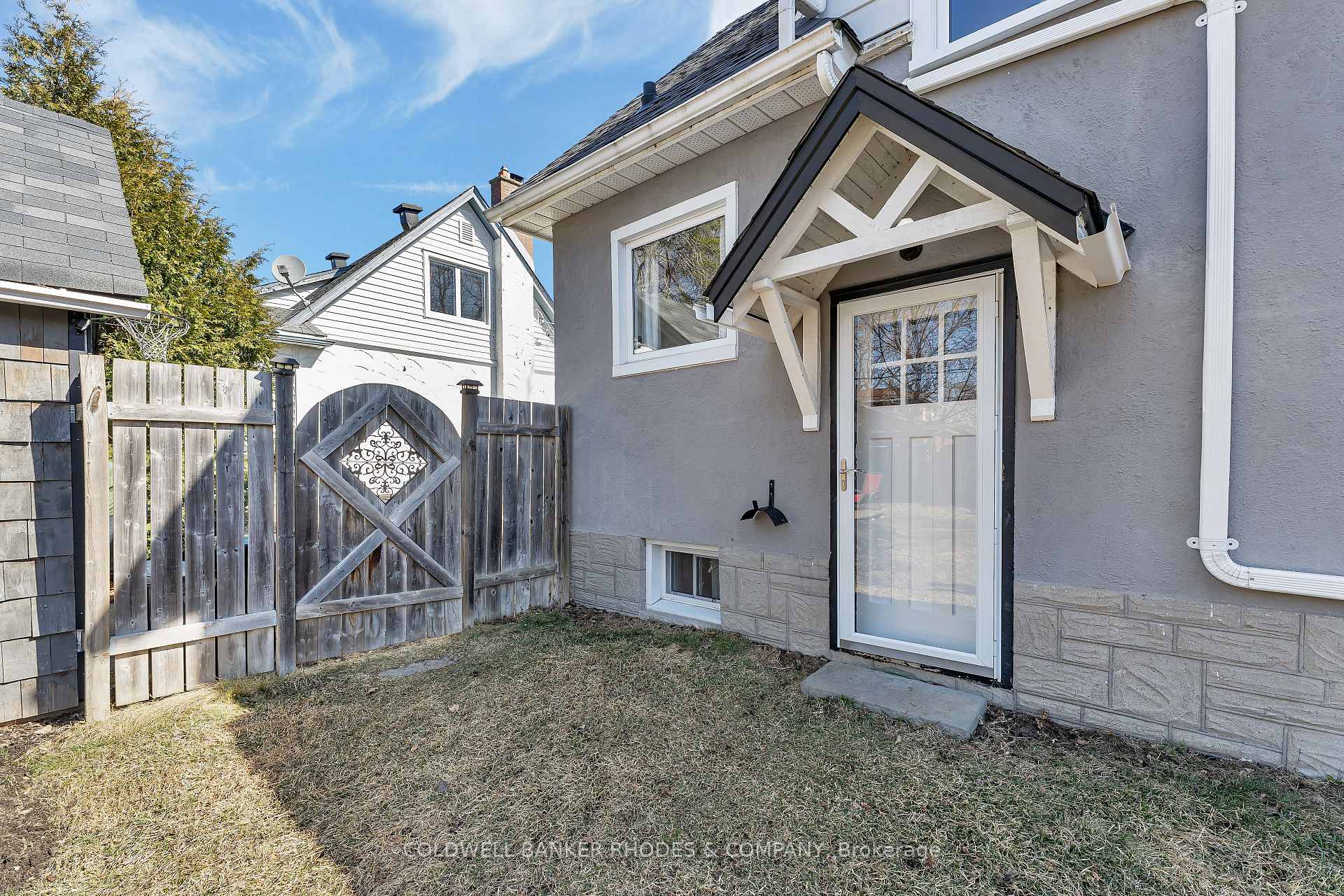Photo 31 of 704 Roosevelt Avenue, Ottawa, Laurentianview — HOMEH