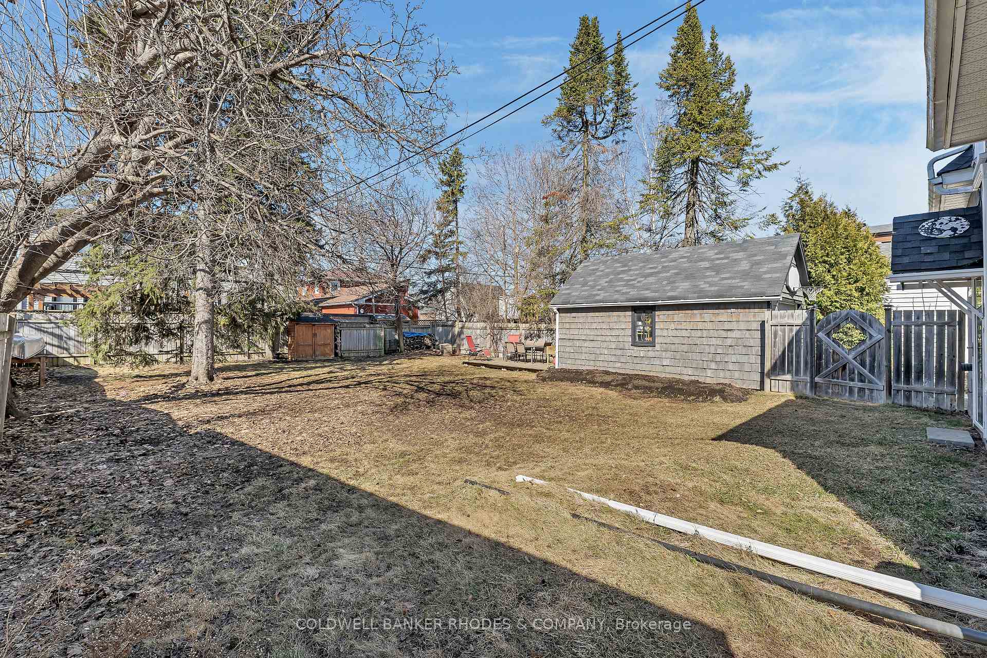 Photo 32 of 704 Roosevelt Avenue, Ottawa, Laurentianview — HOMEH