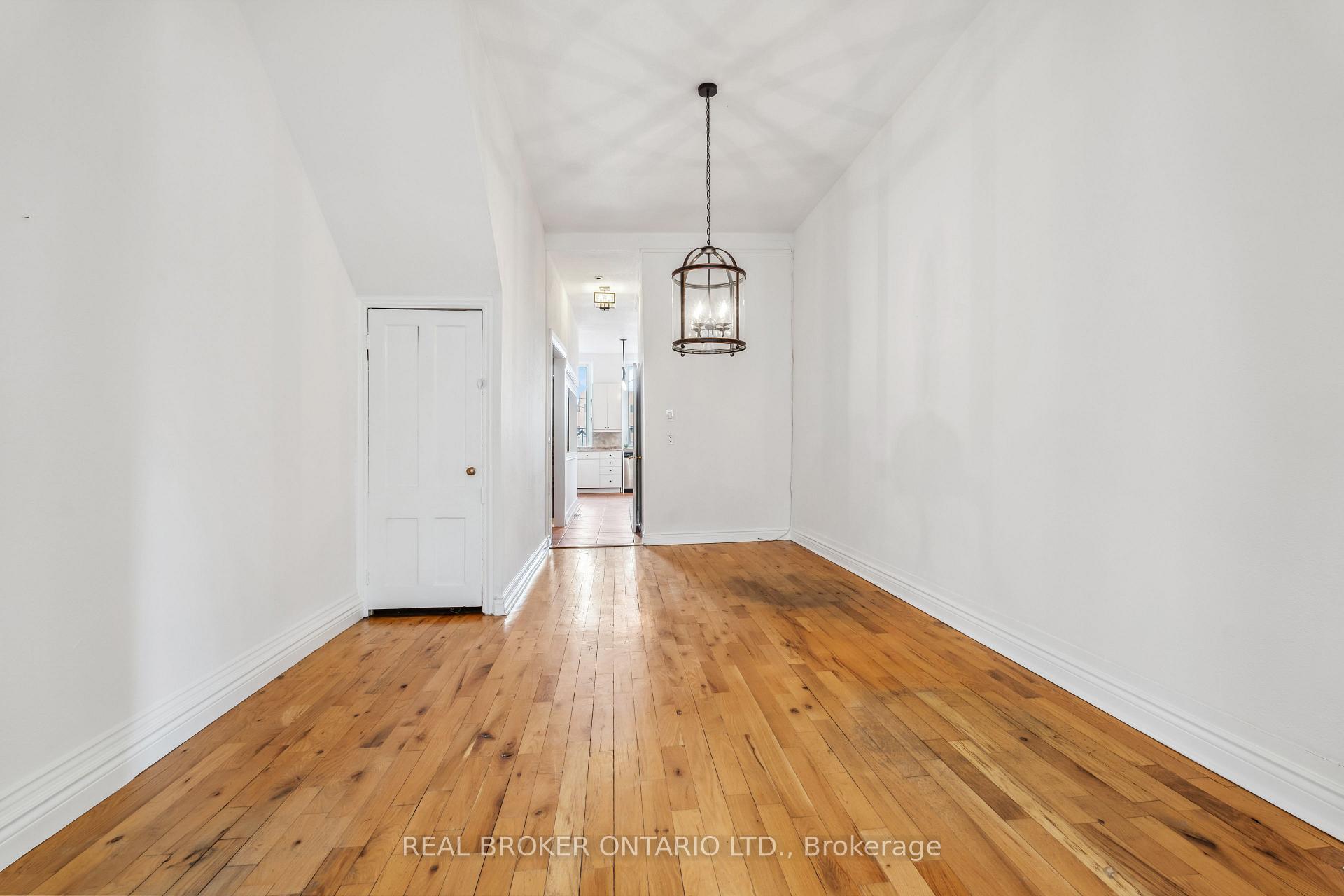 Photo 3 of 197 King Street E, Hamilton, Beasley — HOMEH